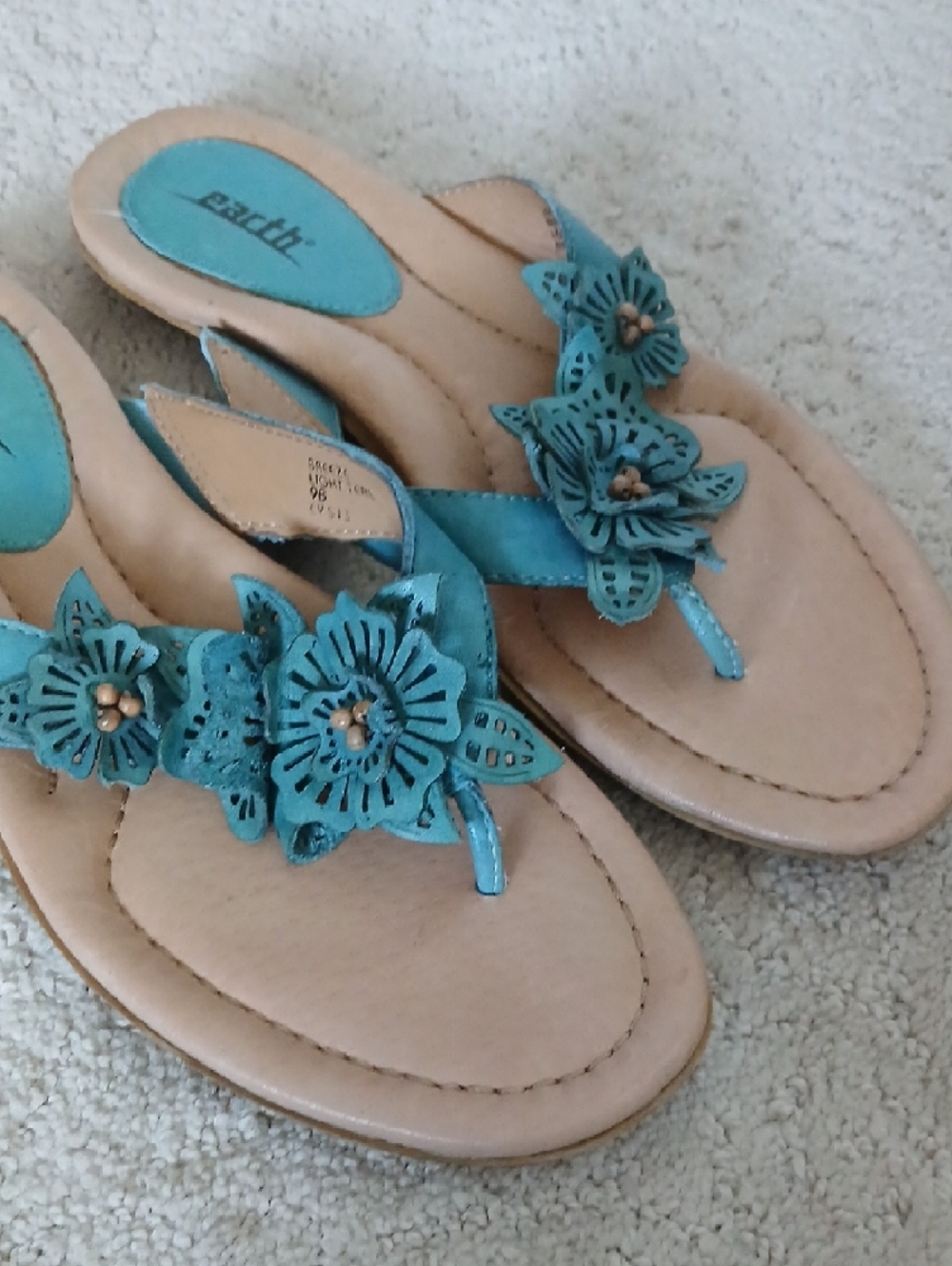 Earth Sandals - Picture 3 of 7